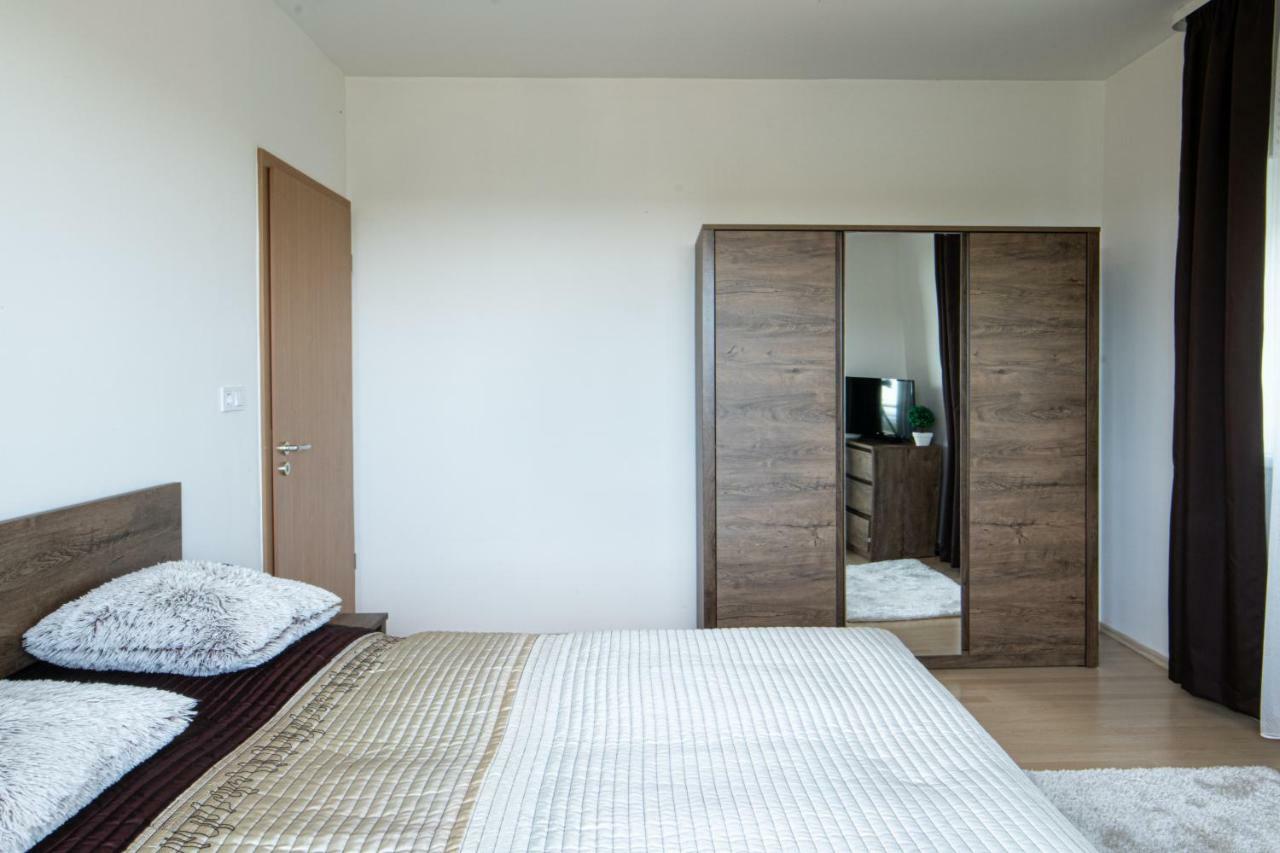 שיופוק Myflat Club 218 Palazzo Wellness Apartment מראה חיצוני תמונה