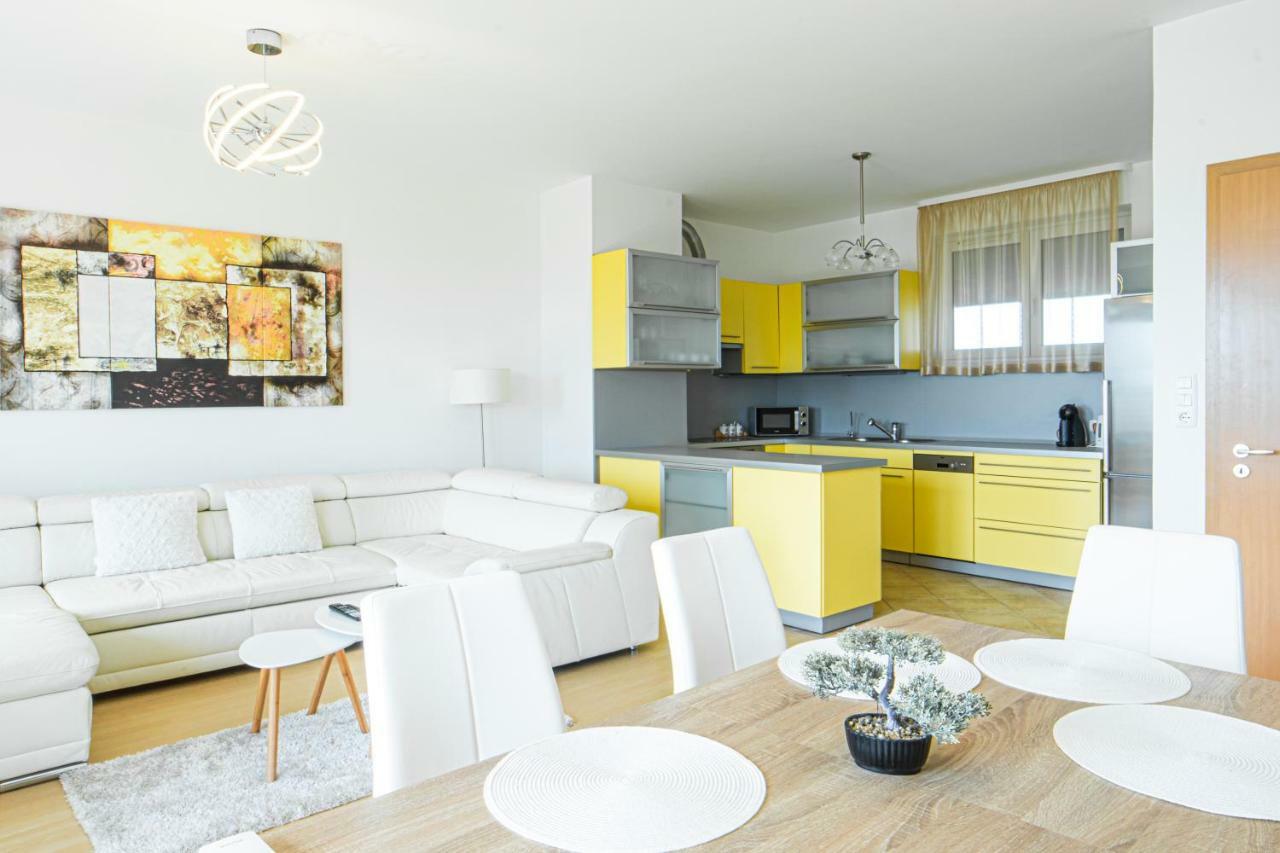 שיופוק Myflat Club 218 Palazzo Wellness Apartment מראה חיצוני תמונה