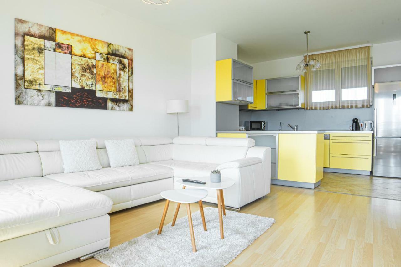 שיופוק Myflat Club 218 Palazzo Wellness Apartment מראה חיצוני תמונה