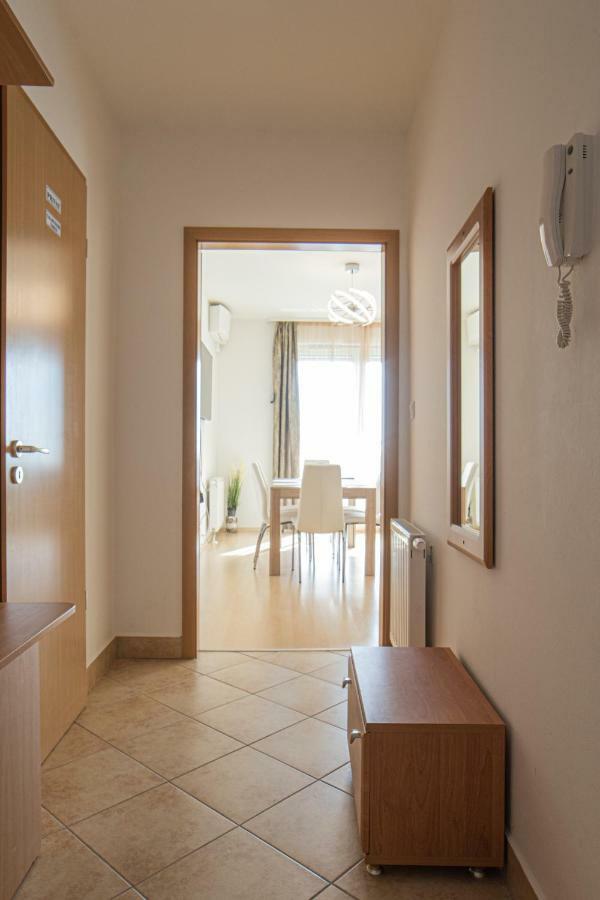 שיופוק Myflat Club 218 Palazzo Wellness Apartment מראה חיצוני תמונה